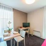 Appart'city Classic Quais De Loire Hotel apartamentowy 3*