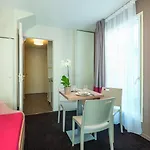 Appart'city Classic Quais De Loire 3*