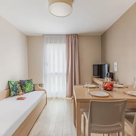 Aparthotel Appart'city Classic Quais De Loire