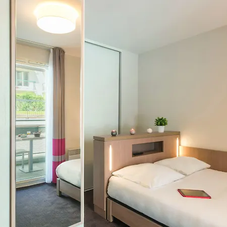 Appart'city Classic Quais De Loire Aparthotel