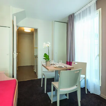 Appart'city Classic Quais De Loire 3*