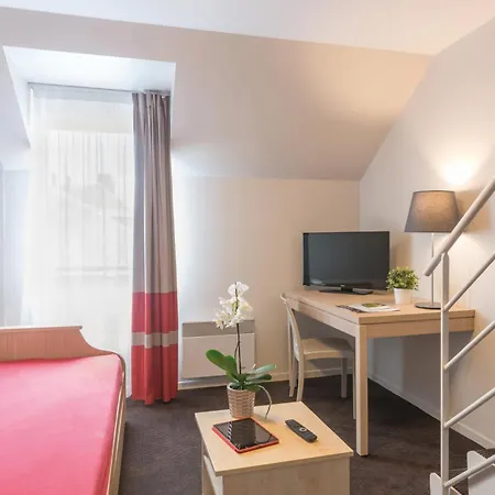 Appart'city Classic Quais De Loire Aparthotel