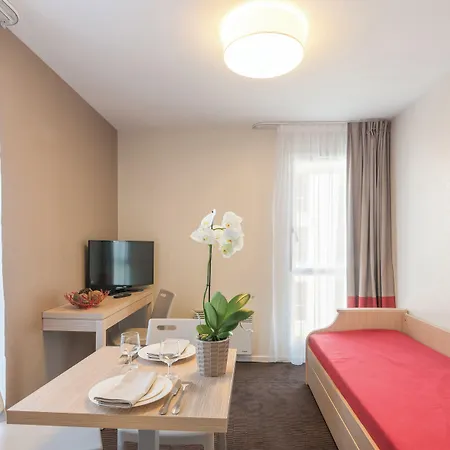 Apart Otel Appart'city Classic Quais De Loire 3*