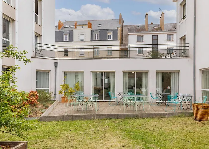 Appart'city Classic Quais De Loire Aparthotel 3*