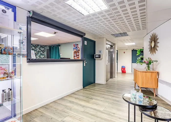 Aparthotel Appart'city Classic Quais De Loire 3*