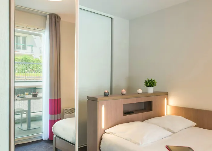 Appart'city Classic Quais De Loire Aparthotel