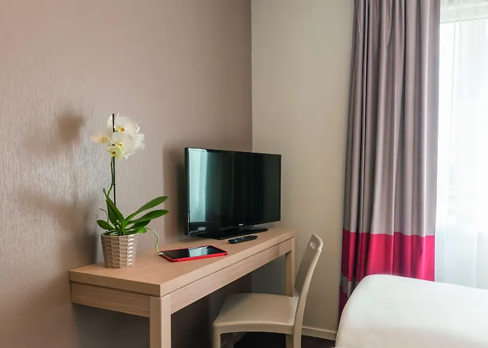 Appart'city Classic Quais De Loire Aparthotel