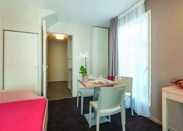 Appart'city Quais De Loire 3*