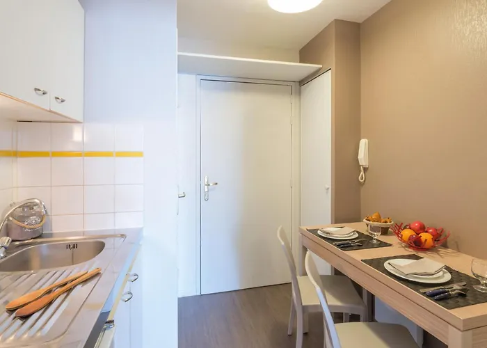 Appart'city Classic Quais De Loire Aparthotel