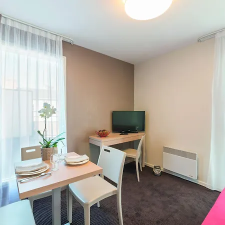 Apartmanhotel Appart'city Classic Quais De Loire Nantes