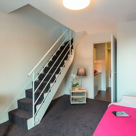 Appart'city Classic Quais De Loire Aparthotel 3*